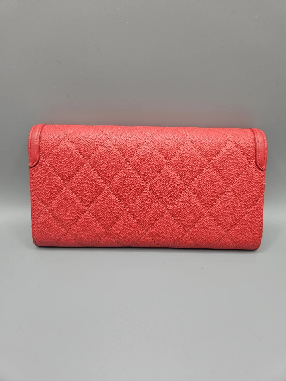❤️Caviar Quilted Large Filigree Gusset Flap Wallet Red❤️